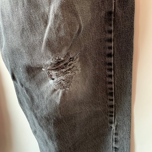 Levi's 505 Jeans - Picture 4 of 8